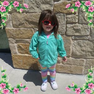 Meet your Posher, Sharon